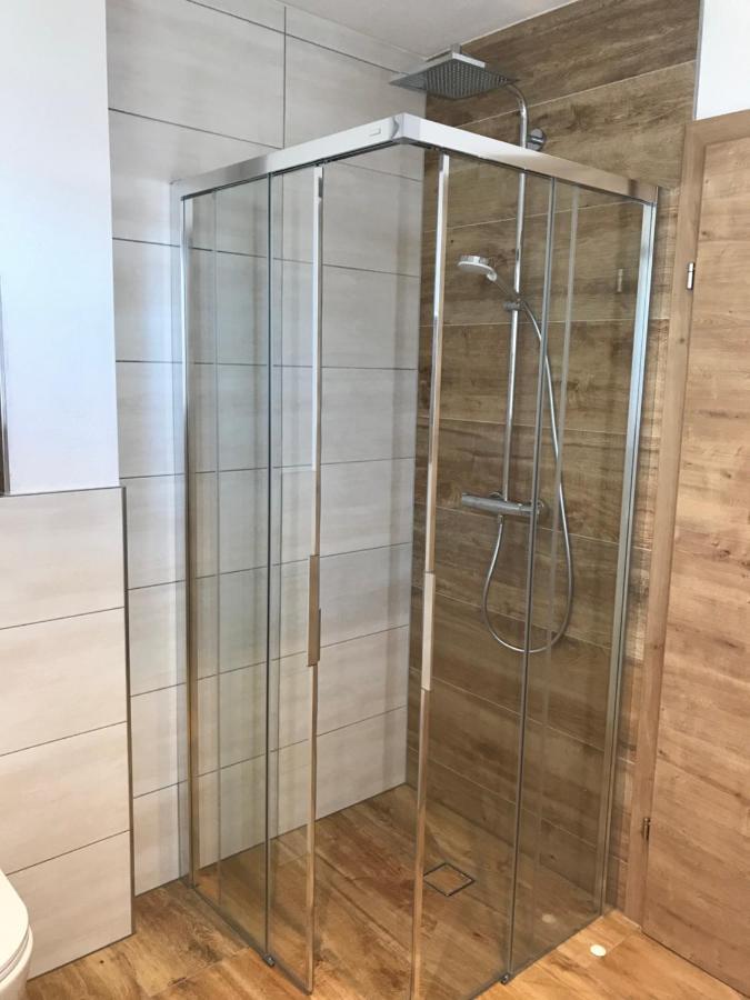 וואגריין Appartement Fritzl מראה חיצוני תמונה