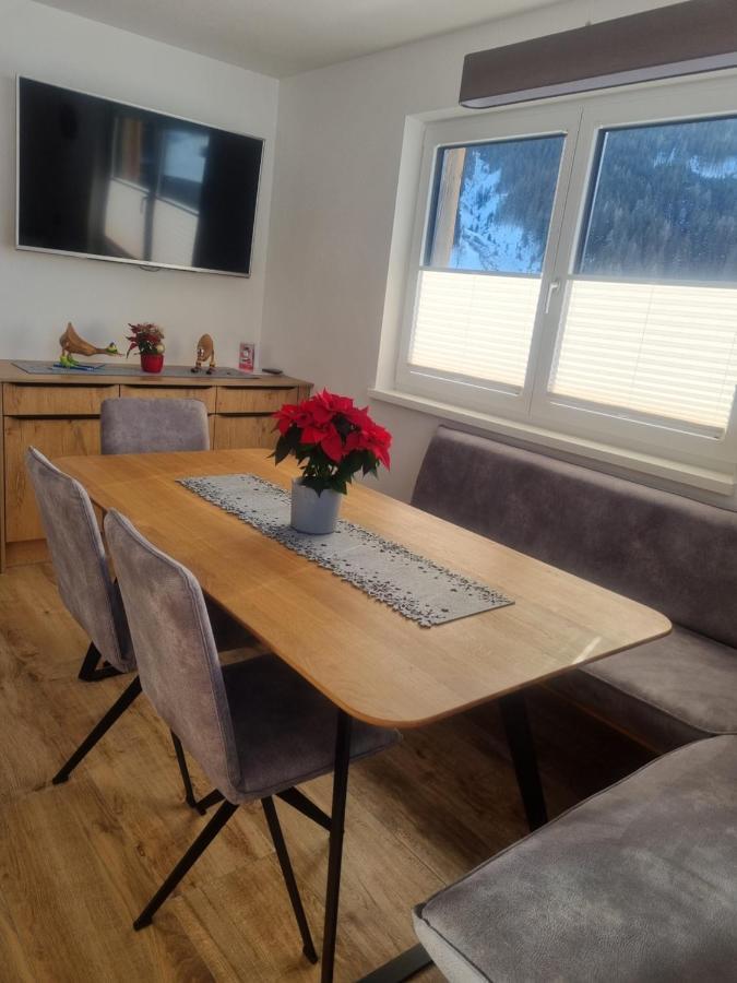 וואגריין Appartement Fritzl מראה חיצוני תמונה